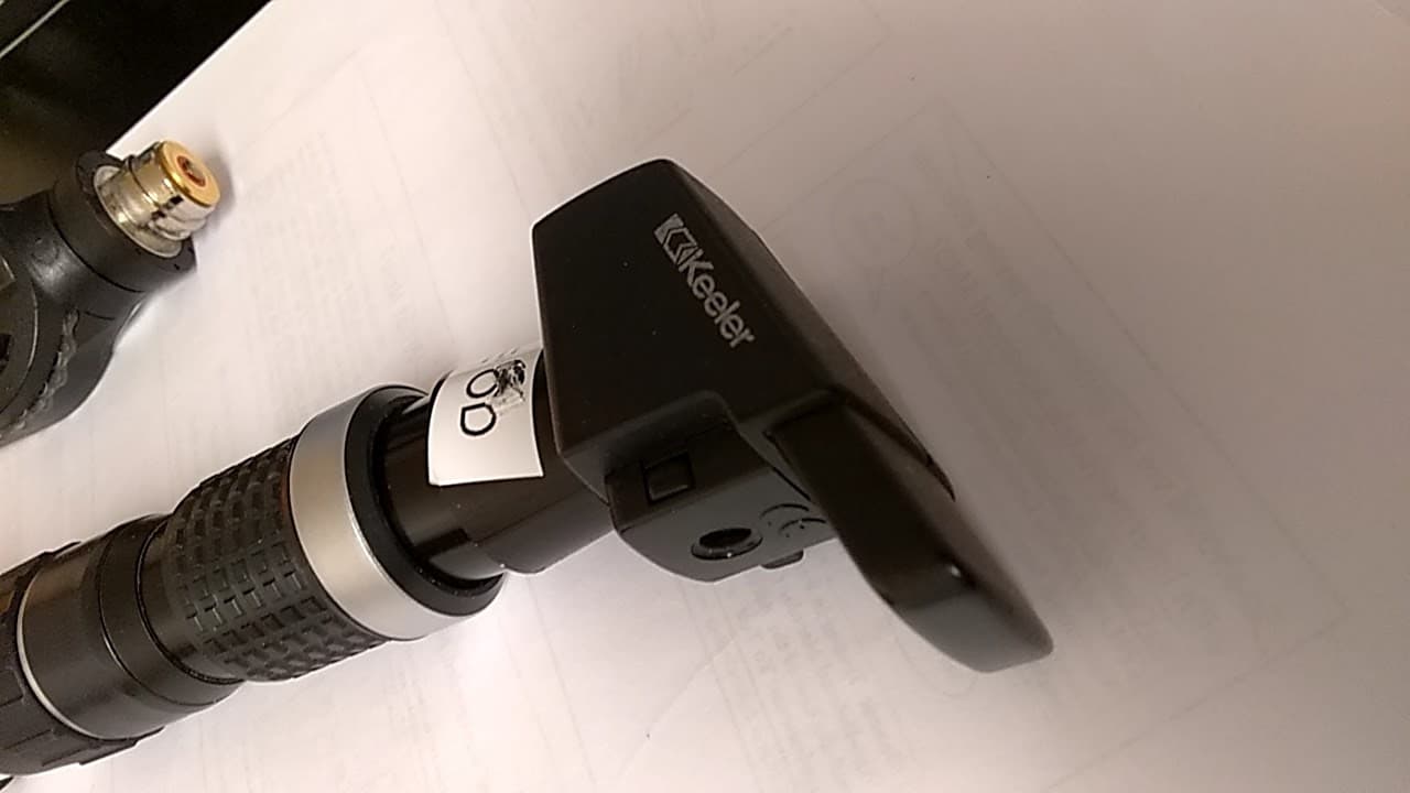 Comparing Equipment for Optometry Students Which Diagnostic Set Is Best?